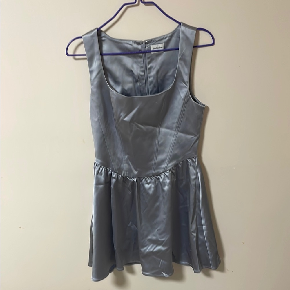 Elegant Gray Sleeveless Top
